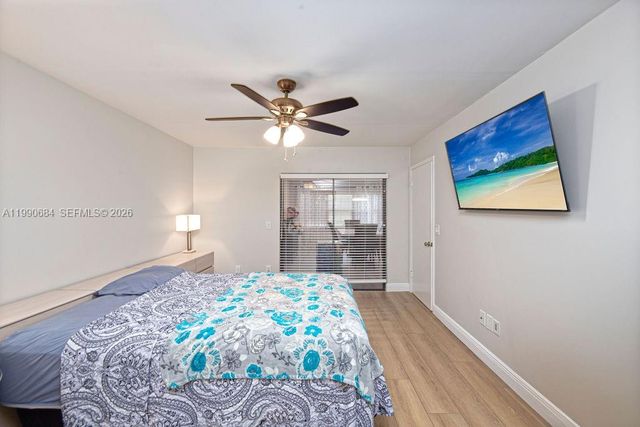 2360 NW 12th St, Delray Beach, FL 33445