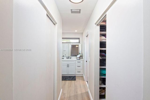 2360 NW 12th St, Delray Beach, FL 33445