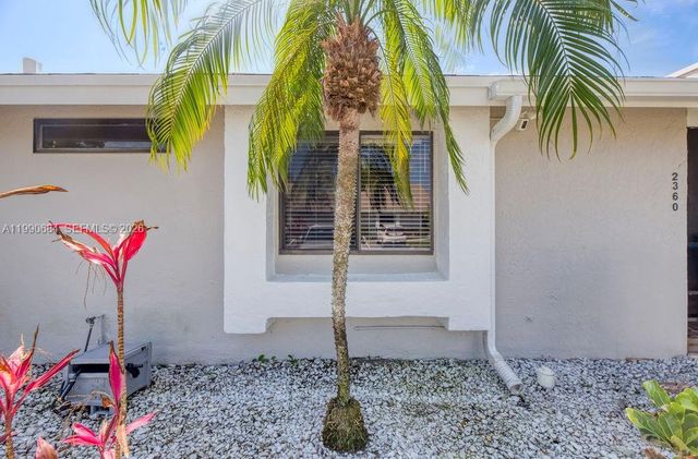 2360 NW 12th St, Delray Beach, FL 33445