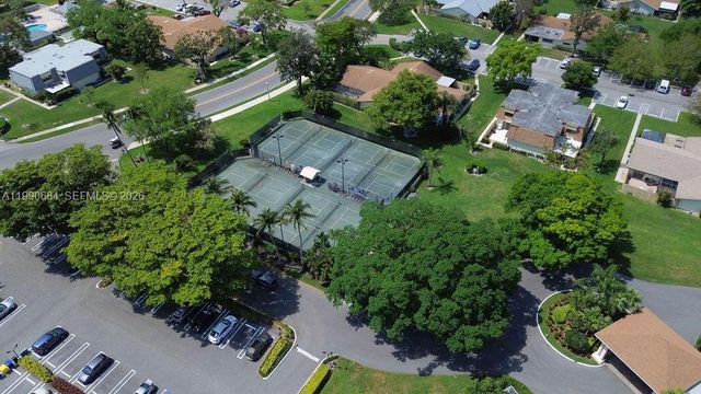 2360 NW 12th St, Delray Beach, FL 33445