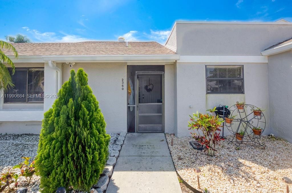 2360 NW 12th St, Delray Beach, FL 33445