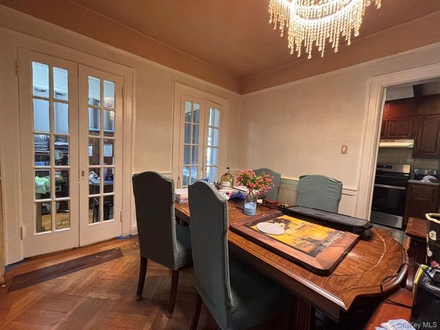 150-29 86th Avenue, Briarwood, NY 11432