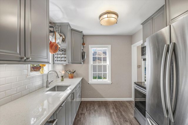 7427 Humboldt Avenue S, Richfield, MN 55423