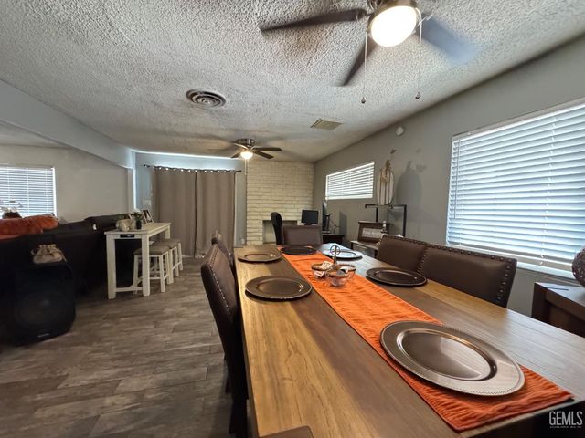 6017 Poso Court, Bakersfield, CA 93309