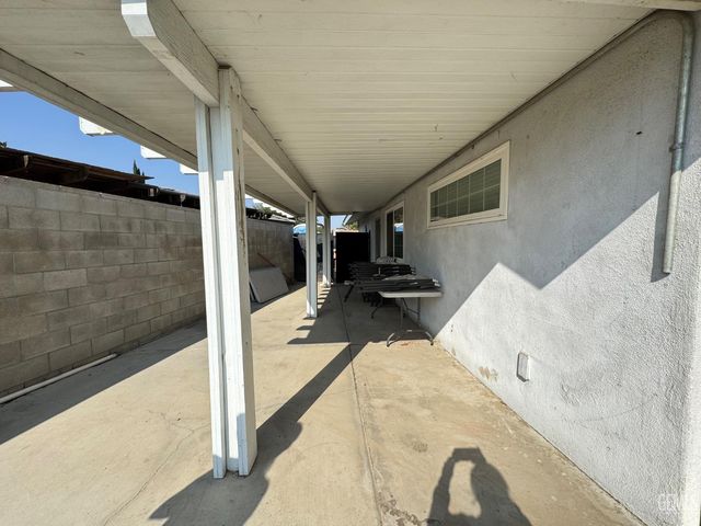6017 Poso Court, Bakersfield, CA 93309