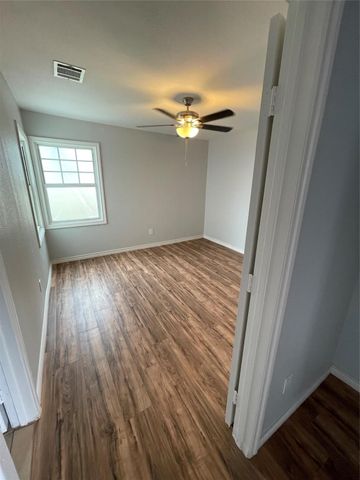 5334 Flamingo Road, Fort Worth, TX 76119