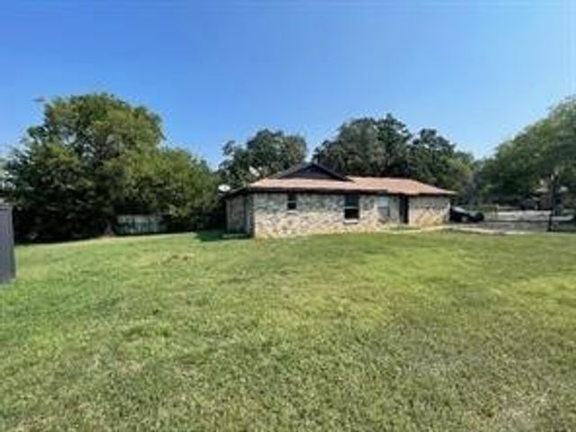 5334 Flamingo Road, Fort Worth, TX 76119