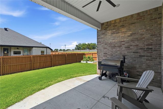 731 Bronco Street, Centerton, AR 72719