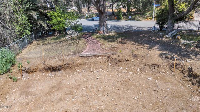 3128 N Mount Curve Avenue, Altadena, CA 91001