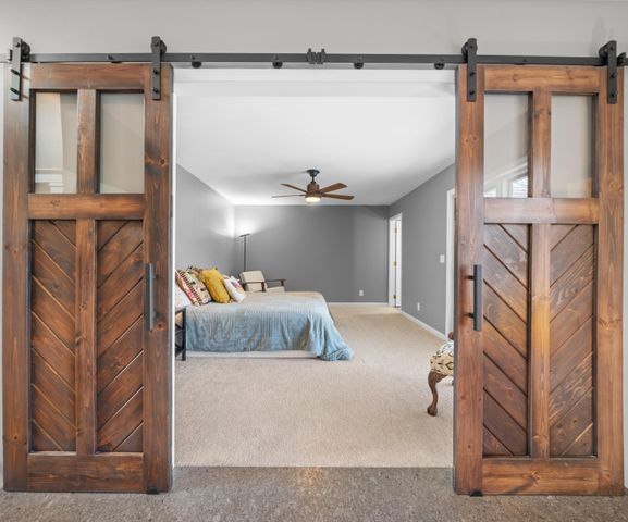 9552 Wall Gene Road, South Lyon, MI 48178