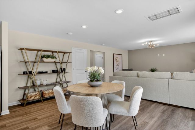 7099 Windham Way, Ladson, SC 29456