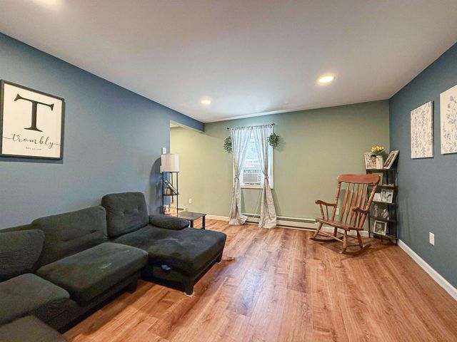 3 Harris Avenue, Hampton, NH 03842