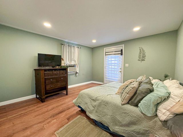 3 Harris Avenue, Hampton, NH 03842