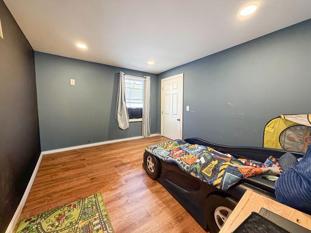 3 Harris Avenue, Hampton, NH 03842