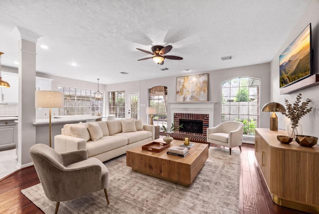 9015 Rhapsody Lane, Houston, TX 77040