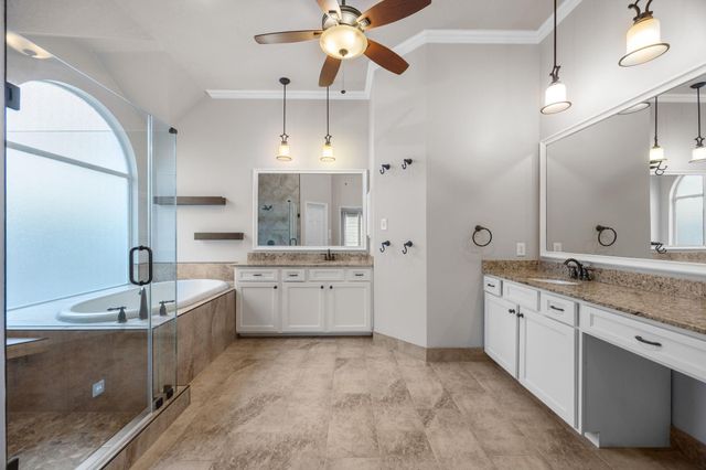 9015 Rhapsody Lane, Houston, TX 77040