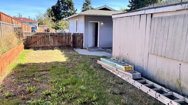 973 Cathlamet Drive, Oak Harbor, WA 98277
