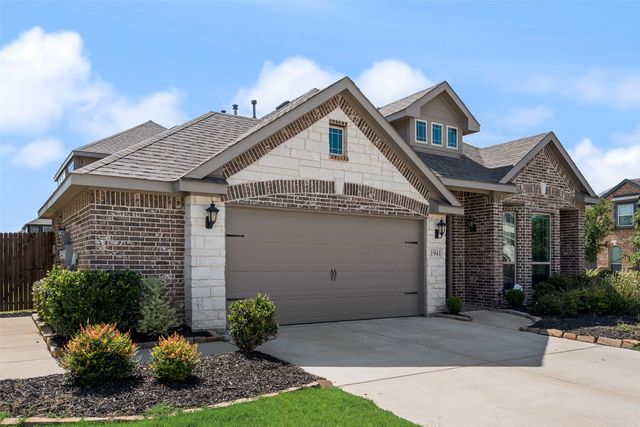1941 Silverleaf Drive, Glenn Heights, TX 75154