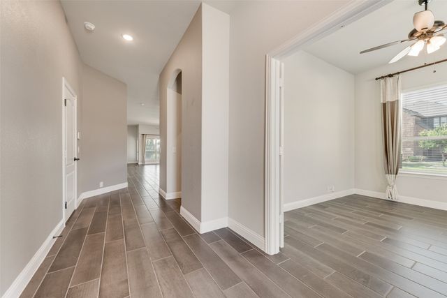 1941 Silverleaf Drive, Glenn Heights, TX 75154