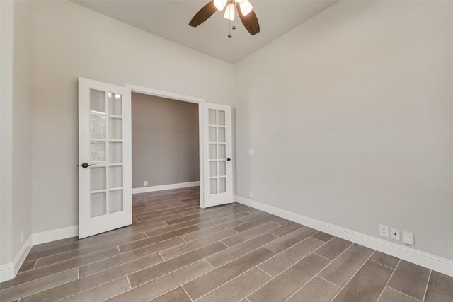 1941 Silverleaf Drive, Glenn Heights, TX 75154