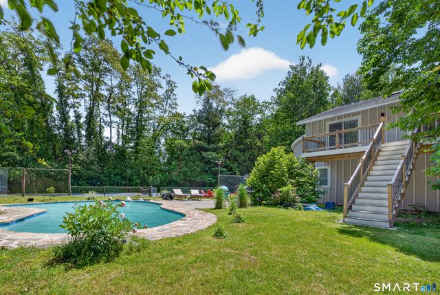 2177 Cross Highway, Fairfield, CT 06824