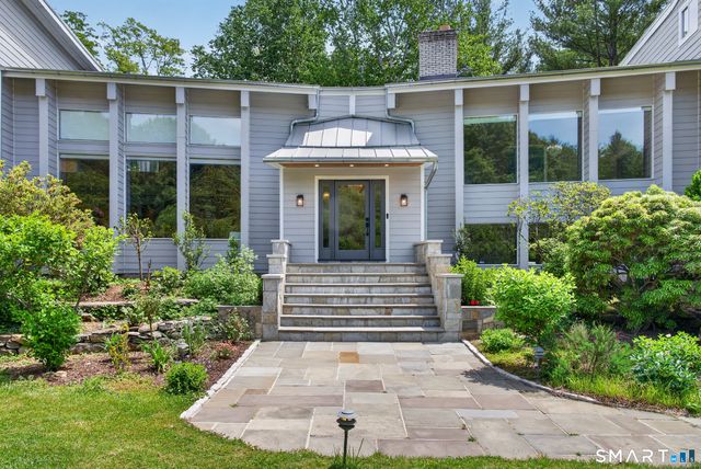 2177 Cross Highway, Fairfield, CT 06824