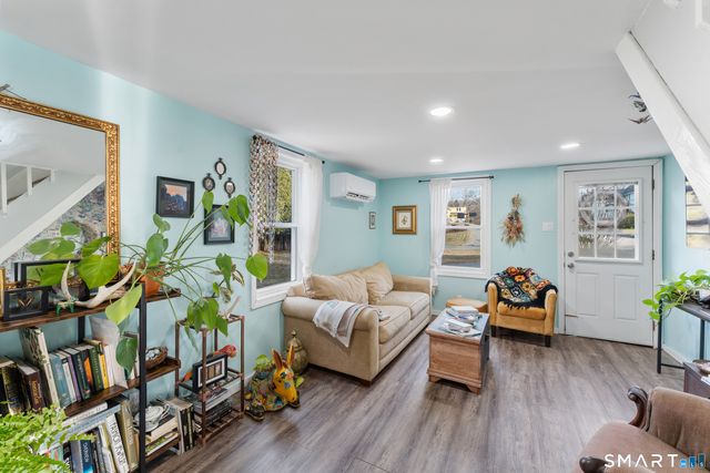 92 Hunters Avenue, Norwich, CT 06380