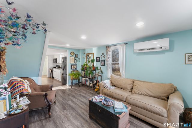 92 Hunters Avenue, Norwich, CT 06380