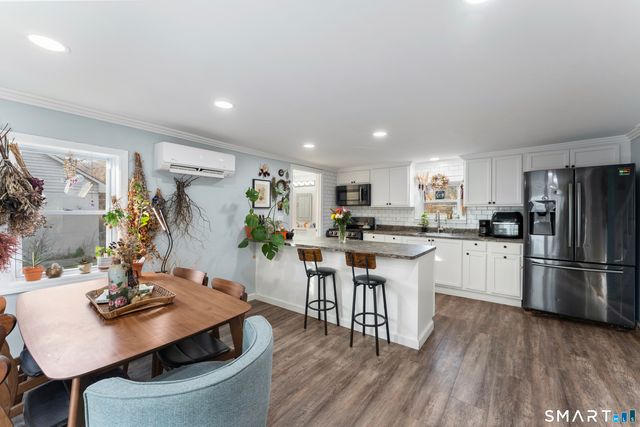 92 Hunters Avenue, Norwich, CT 06380