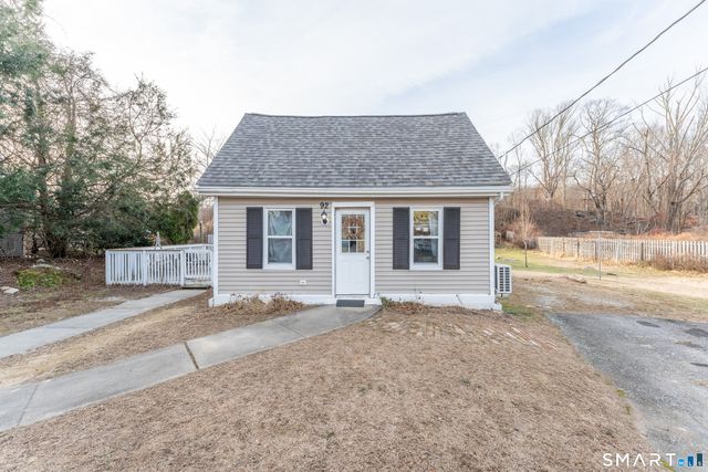 92 Hunters Avenue, Norwich, CT 06380