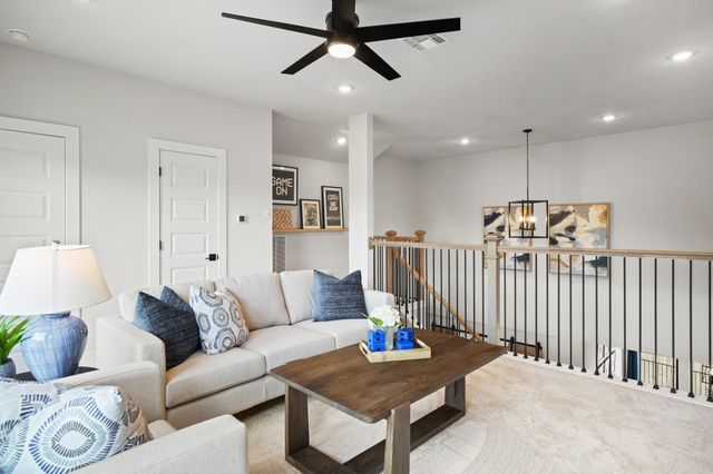 209 Missouri Primrose LN, San Marcos, TX 78666