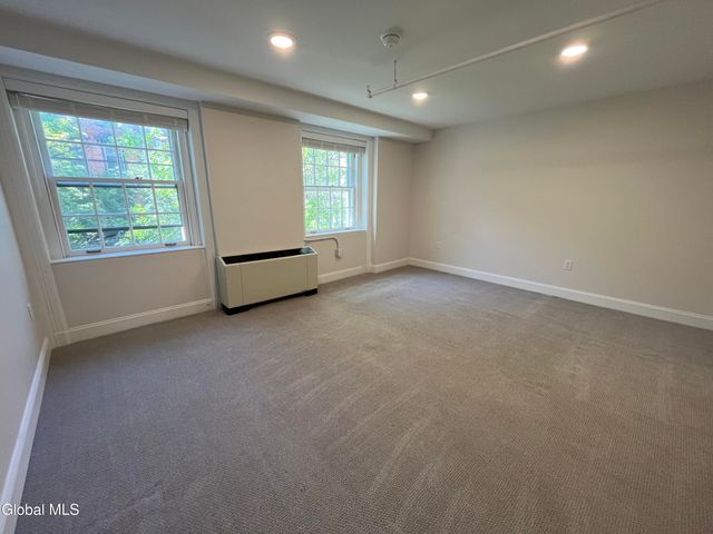 200 Broadway 201, Troy, NY 12180