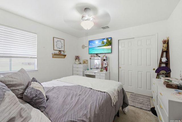 2396 MEDINA DR, New Braunfels, TX 78130