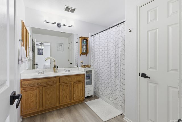 2396 MEDINA DR, New Braunfels, TX 78130