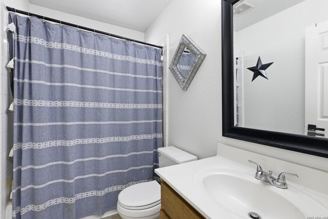 2396 MEDINA DR, New Braunfels, TX 78130