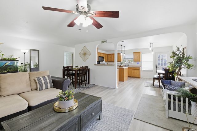 2396 MEDINA DR, New Braunfels, TX 78130