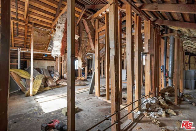 4312 Walton Avenue, Los Angeles, CA 90037