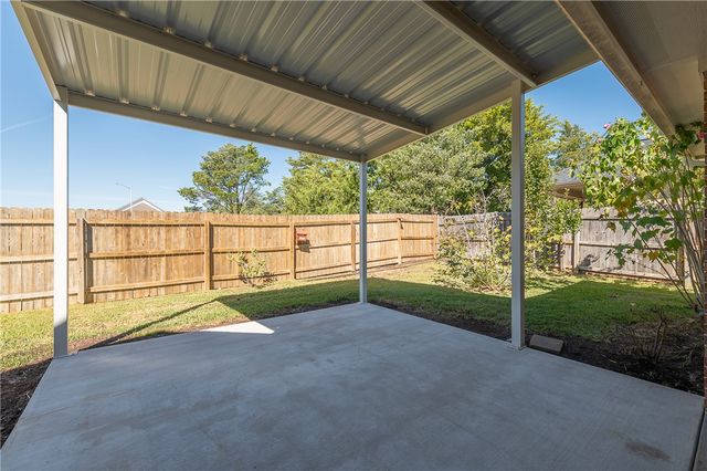 2109 Ella Lane, Bryan, TX 77802