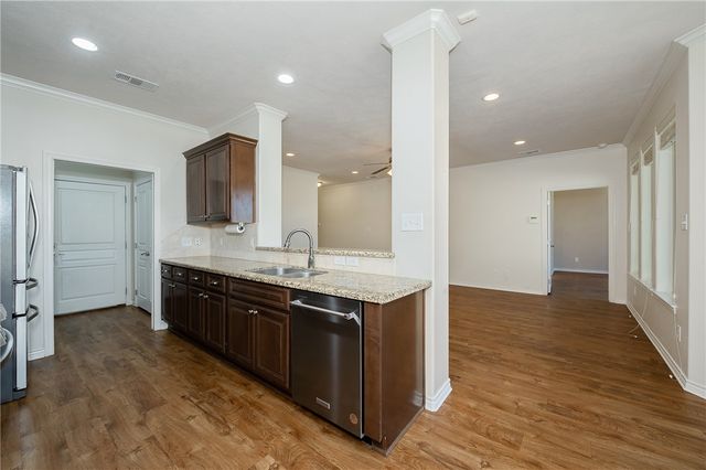 2109 Ella Lane, Bryan, TX 77802