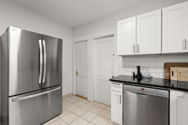 102 Montclair Ave 2, Quincy, MA 02171