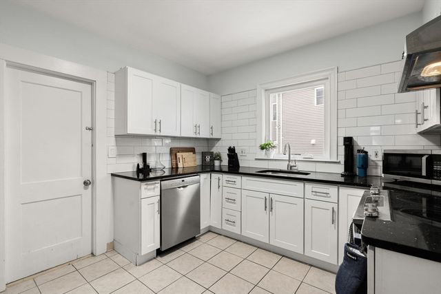 102 Montclair Ave 2, Quincy, MA 02171