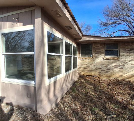 516 Forrest Lane, Denison, TX 75021