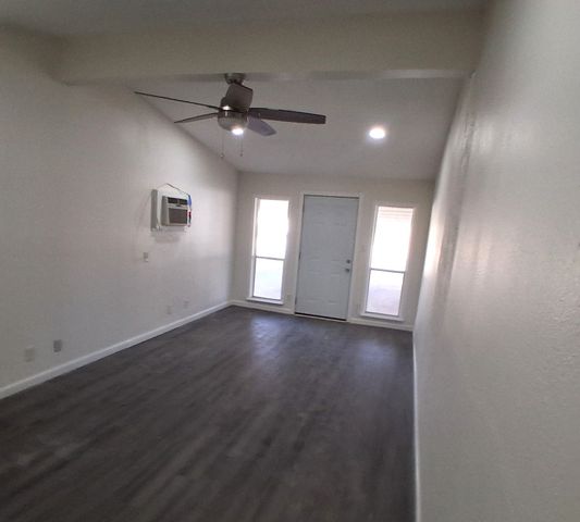 516 Forrest Lane, Denison, TX 75021