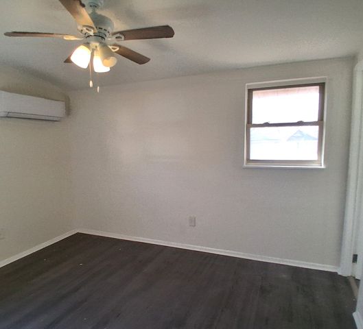 516 Forrest Lane, Denison, TX 75021