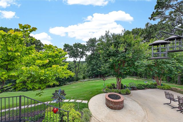 21249 Abberley Lane, Siloam Springs, AR 72761