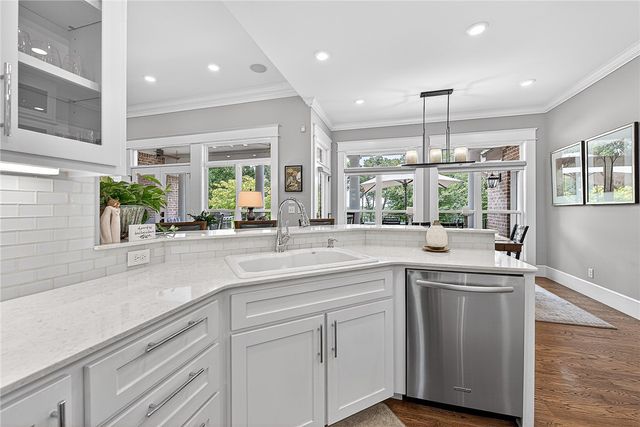21249 Abberley Lane, Siloam Springs, AR 72761