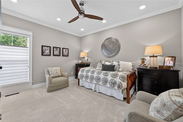21249 Abberley Lane, Siloam Springs, AR 72761