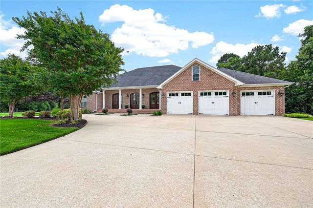 21249 Abberley Lane, Siloam Springs, AR 72761