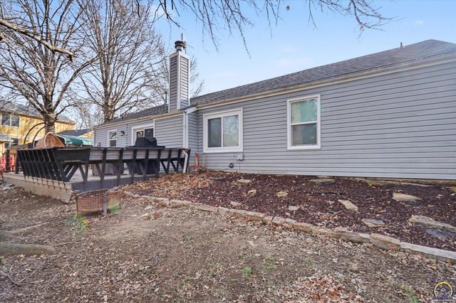 3712 Trail RD, Lawrence, KS 66049