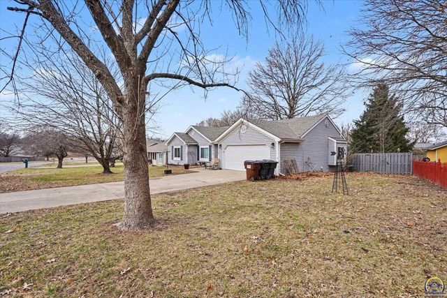 3712 Trail RD, Lawrence, KS 66049